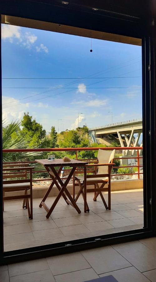 Canal Luxury Apartments Nea Poteidaia Exterior photo