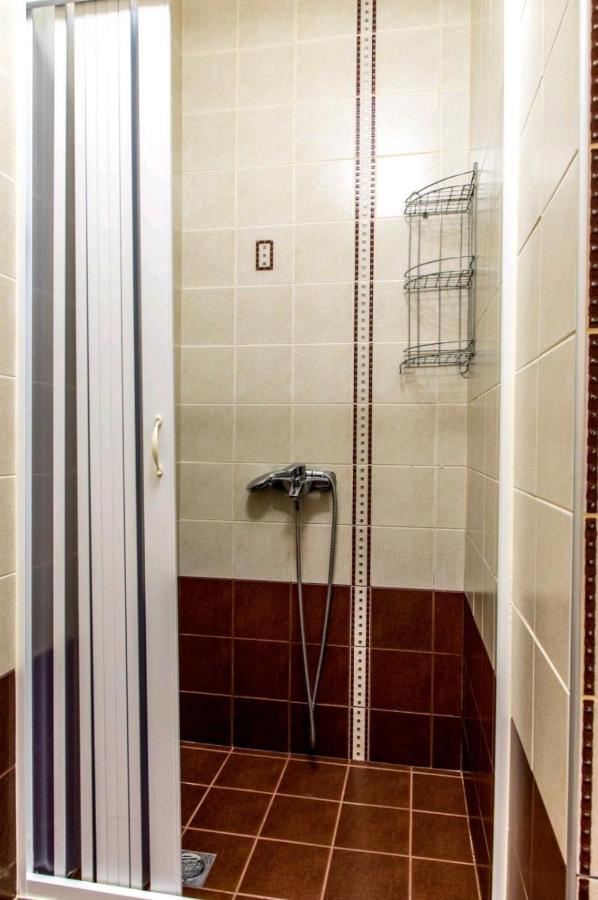 Canal Luxury Apartments Nea Poteidaia Exterior photo